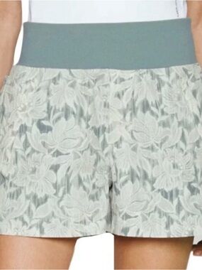 Athleta Trekkie North High-Waist Floral Lace Overlay Shorts in Sage